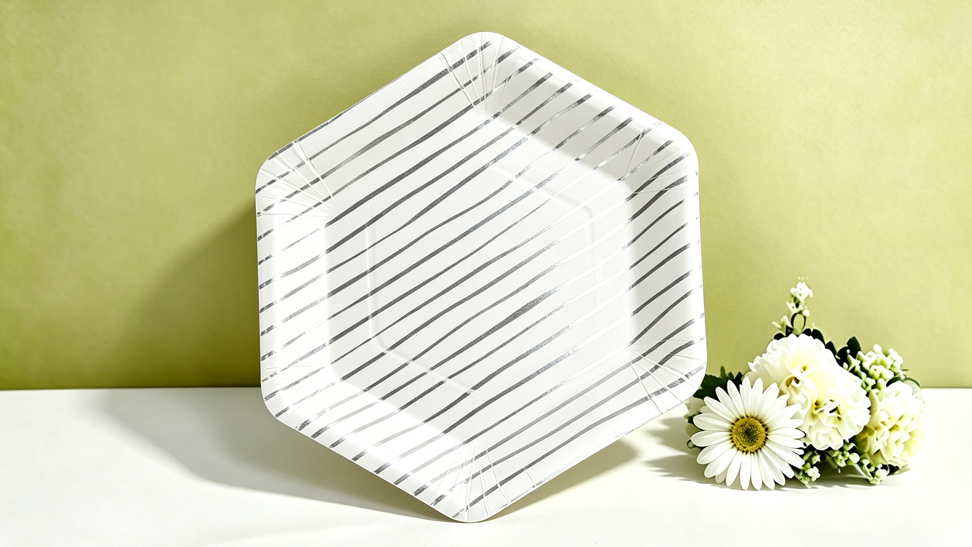 Special shaped paper plates